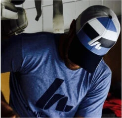 Howies Hockey Tape Cap, Kappe Für Eishockey-Spieler One